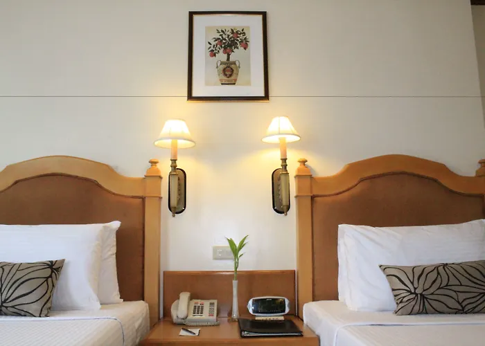 Palm Hotel Manila