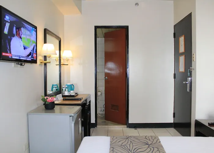 Palm Hotel Manila