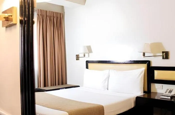 Palm 3* Manila