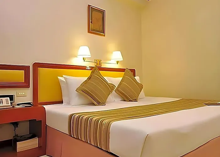 Palm Hotel Manila