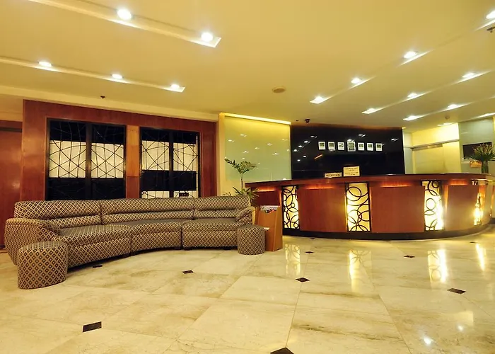 Palm Hotel